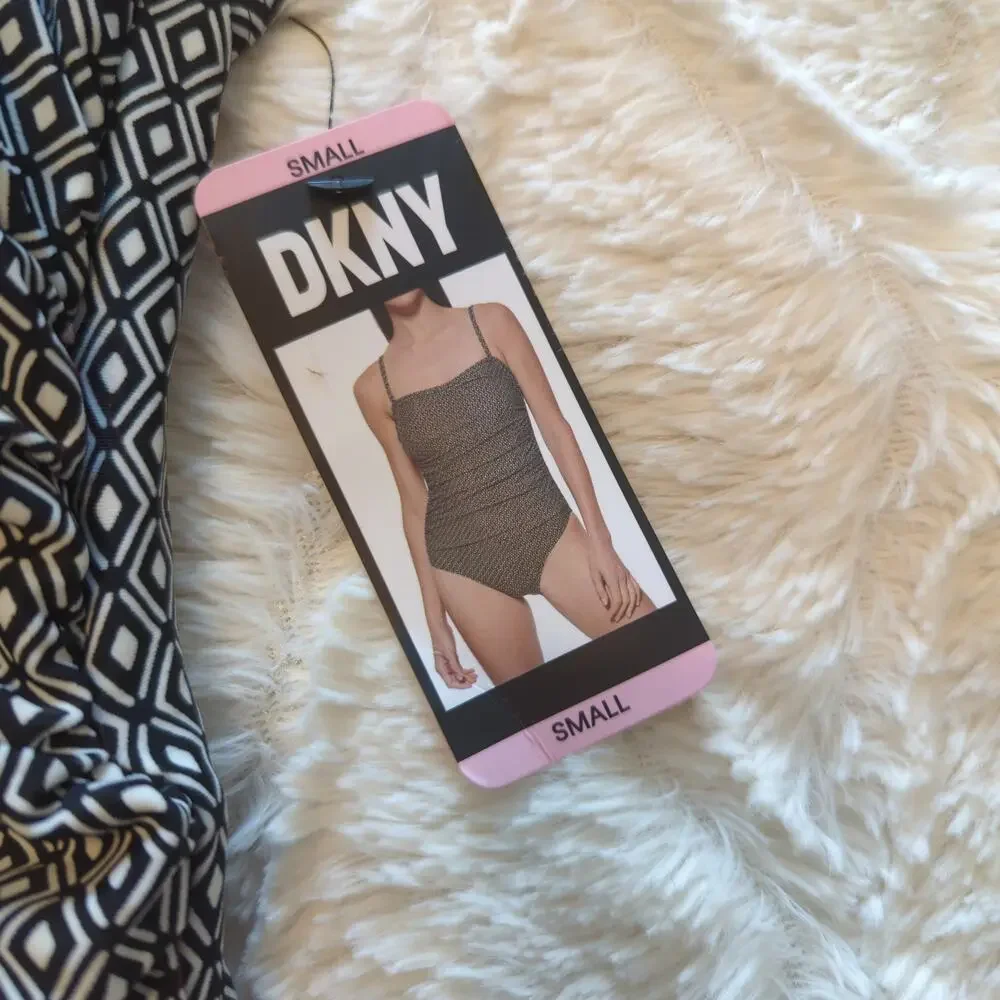 NWT DKNY Swimsuit, Removable Straps, S - Picture 5 of 10